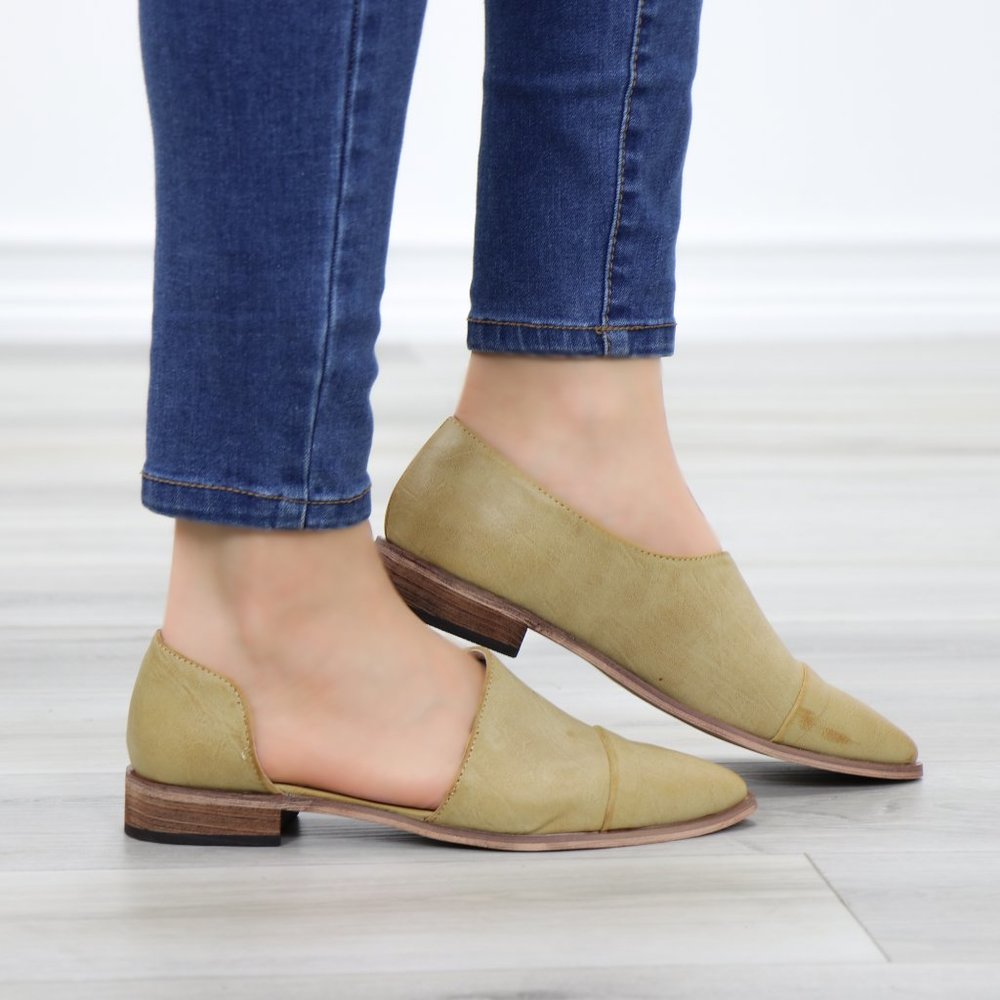 Beige Opened Side Pointy Slip On Flat Loafer - Picture 3 of 9